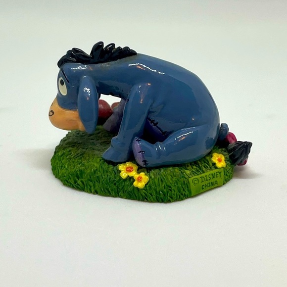 Vintage Disney Winnie the Pooh’s Eeyore Mini Resin Figurine - Picture 4 of 6
